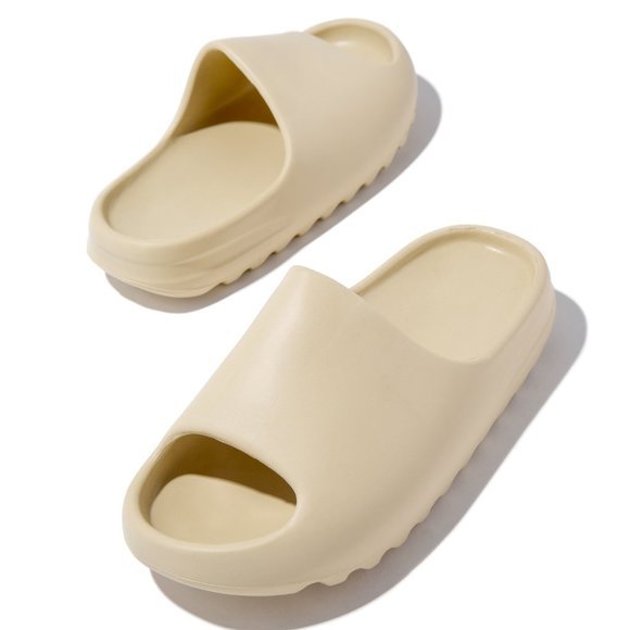 NEW Stylish Lug Sole Platform Slide Sandal Slipper - Picture 2 of 4